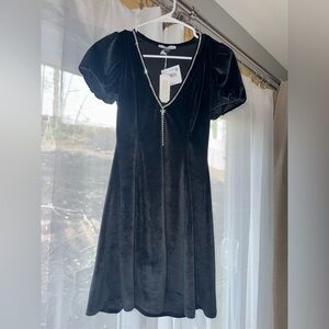 American Eagle Black Velvet Puff-Sleeve Mini Dress with Rhinestone V-Neck XS NWT